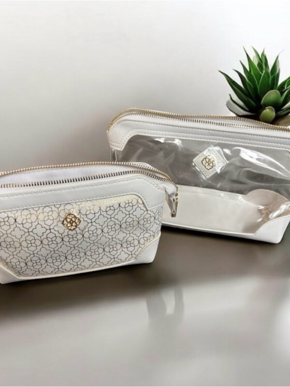 Kendra Scott White and Gold Floral Cosmetic Pouch Set - Picture 3 of 3